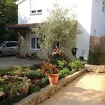 Lägenhet Olive Garden Krk *